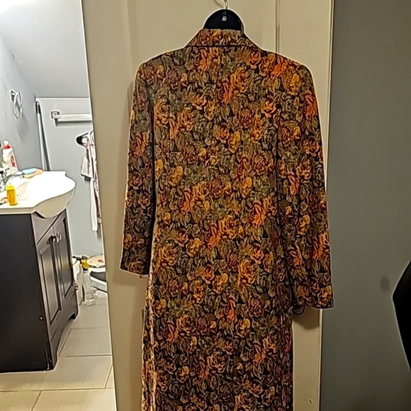 Designer Long Coat w/Matching Skirt by K.B., Sz 10, Sparkly Rose/Brown Floral - Picture 6 of 13